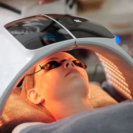 Green vs. Yellow LED Light Therapy for Melasma: Why Yellow Light Wins for Pigmentation and Redness